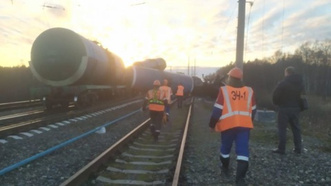 Владимирские железнодорожники частично локализовали разлив мазута после аварии