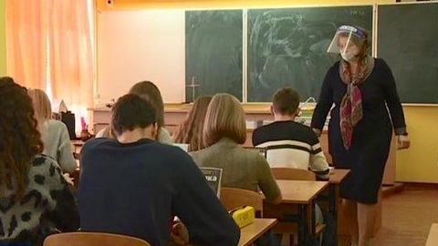 Тамбовские школьники вернулись к очному обучению