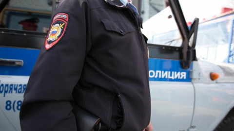 Жительницу Ямала будут судить за удар полицейского по лицу