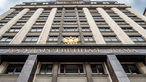 В Госдуме призвали уехавших артистов не делать из себя политологов