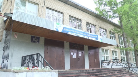 Выпускники напишут итоговое сочинение в следующем году