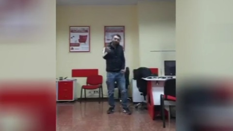 Захватчик микрофинансовой организации извинился