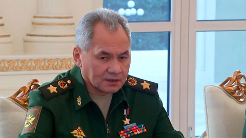 Коронавирус, миротворцы в Карабахе и учения. Шойгу провел селекторное совещание