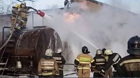 Пермяков напугал столб дыма из-за пожара на автоцистернах