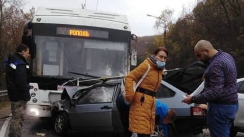 В ДТП на крымской трассе погибли люди
