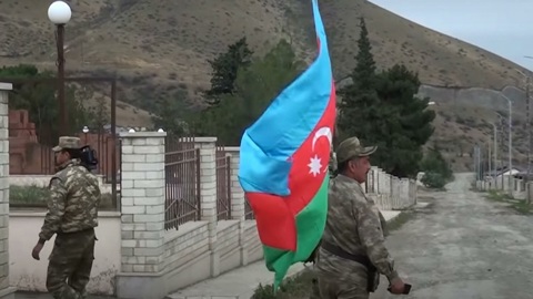 Баку обвинил в обстрелах Ереван