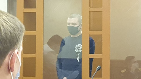 Державшего в заложниках шестерых детей отправили в изолятор