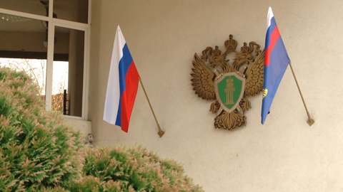 В Калининграде прокуратура проверяет факт операции на здоровой руке ребенка