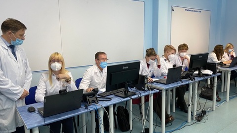 В Самаре открылся центр телемедицины для консультации больных с COVID-19