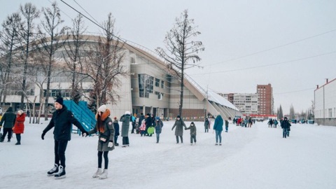 В Омске стартует сезон массового катания на коньках