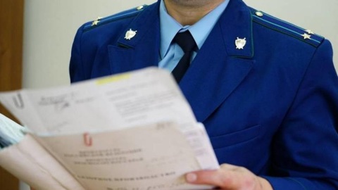 Главу сельсовета в Новосибирской области оштрафовали за миллионный долг подрядчику