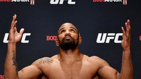 Олимпийский призер Ромеро расторг контракт с UFC