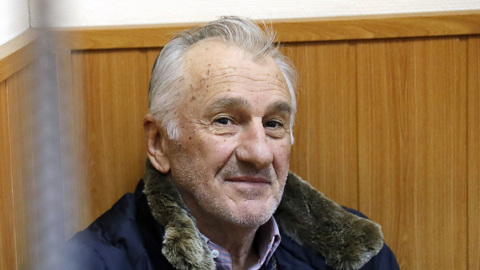 Дереву смягчили меру пресечения
