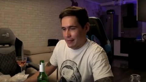 Стримера Reeflay направили на психиатрическую экспертизу