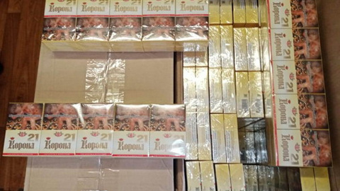 Около 2,5 тысяч пачек контрафактных сигарет пытался передать томич в колонию