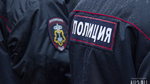 Военнослужащие украли сока и тушенки более чем на 300 тысяч рублей