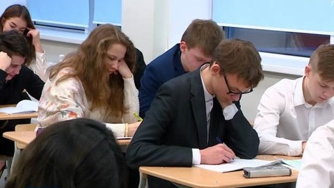 В Прикамье ученики 9 и 11 классов возвращаются к очному обучению