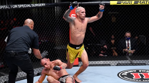 Тони Фергюсон проиграл второй бой UFC подряд. Теперь – Чарльзу Оливейре