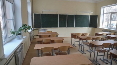 В 34 школах и семи детских садах Владивостока выявлен COVID-19