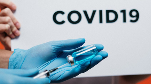 В Челябинской области началась вакцинация пенсионеров от COVID-19