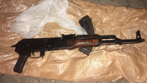Костромич 22 года хранил у себя боевой автомат "Калашникова"