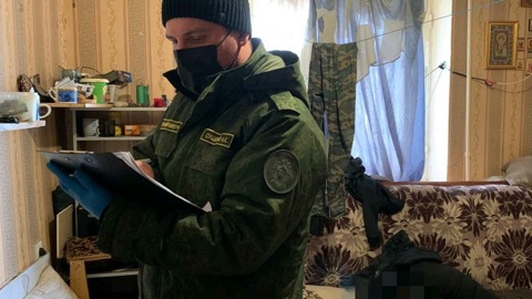 Житель Саратова обнаружил в квартире мертвого брата