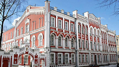Шедевры из запасников смоленского музея показали публике