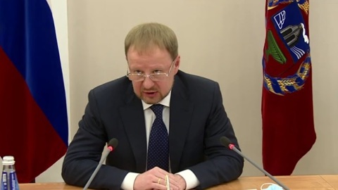 Глава Алтая рекомендовал стремиться к средней зарплате в 31,5 тысячу рублей