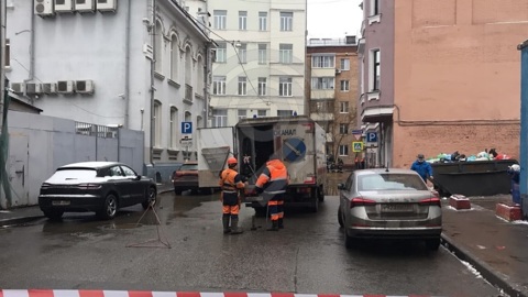 В центре Москвы провалился грунт