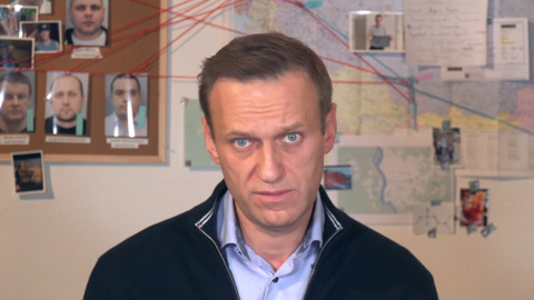 Кремль: Путин "не бьется в истерике" из-за ситуации с Навальным