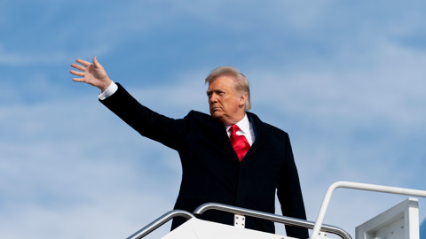 Сенат преодолел вето Трампа на оборонный бюджет