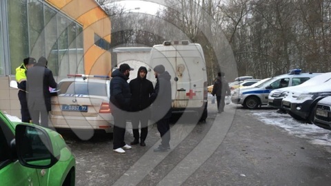 Пожилая женщина погибла под колесами машины на юго-западе Москвы