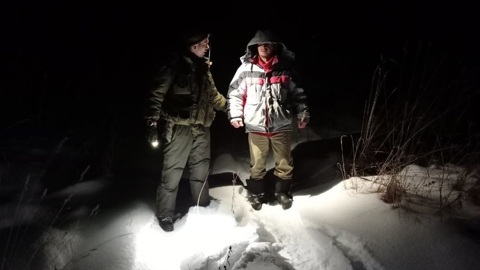 В Ивановской области волонтеры спасли блуждающего сутки по лесу мужчину