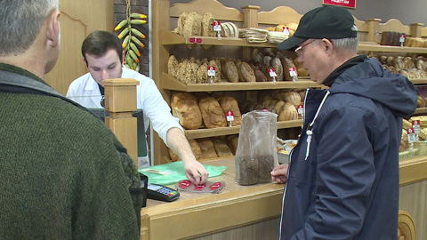 Продуктовые магазины Сочи будут работать дольше в предновогодние дни