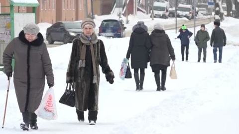 В Кузбассе продлили режим самоизоляции для людей старше 65 лет