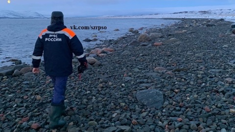 Поиски пропавшего в Мотовском заливе молодого человека продолжаются