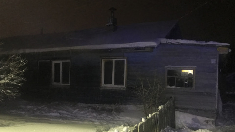 Пьяный череповчанин погиб при пожаре в собственном доме