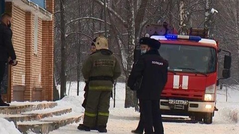Из тульского бассейна "Арсенал" эвакуировали пловцов
