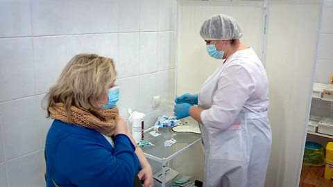 В Алтайском крае увеличилось число медучреждений для вакцинации от COVID-19