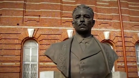 Студент избил преподавательницу СПбГУ после зачета