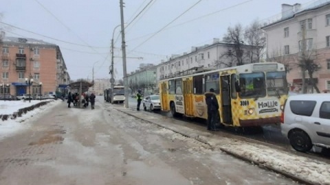 В центре Рязани троллейбус сбил пенсионерку