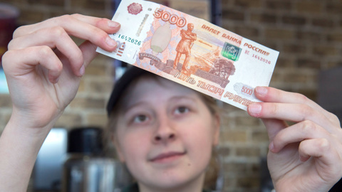 МРОТ предлагают повысить до 30 тысяч