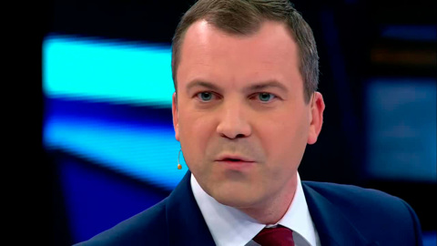 Евгений Попов обогнал конкурентов