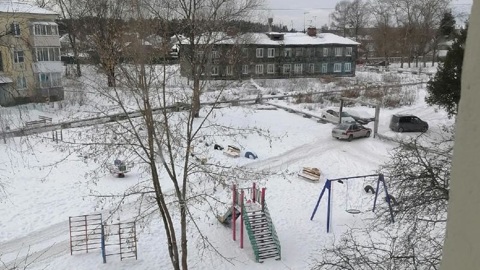 Неизвестный обстрелял детскую площадку в Ленобласти, ранен ребенок