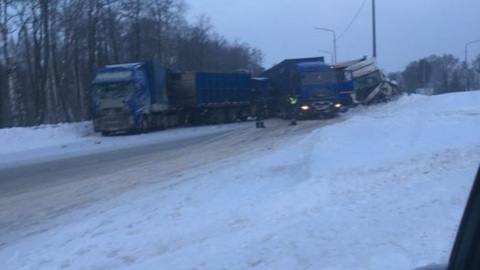 В Петушинском районе столкнулось 14 автомобилей, есть пострадавшие