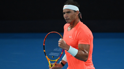 Надаль обыграл Шаповалова и вышел в полуфинал Australian Open