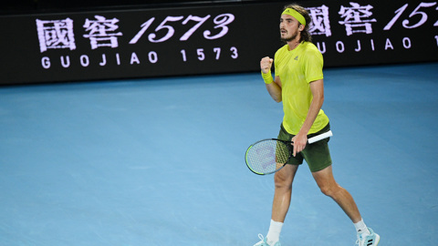 Циципас сыграет с Медведевым в полуфинале Australian Open