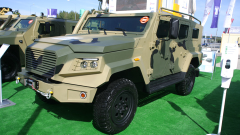 На базе броневика "Стрела" создадут аналог Land Cruiser