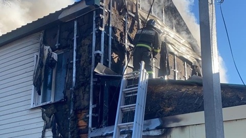 Огнеборцы Благовещенска ликвидировали возгорание жилого дома