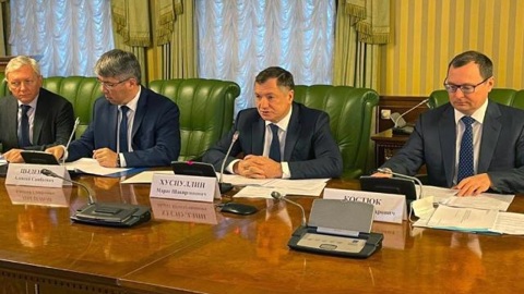 Глава Бурятии провел в Москве заседание комиссии Госсовета по направлению "Транспорт"